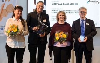 Siegerehrung auf der didacta mit Anja Eggstein (DLH), Frank Siepmann (eLearning Journal), Petra Macdonald (DLH) und Dr. Fabian Kempf (vitero)
